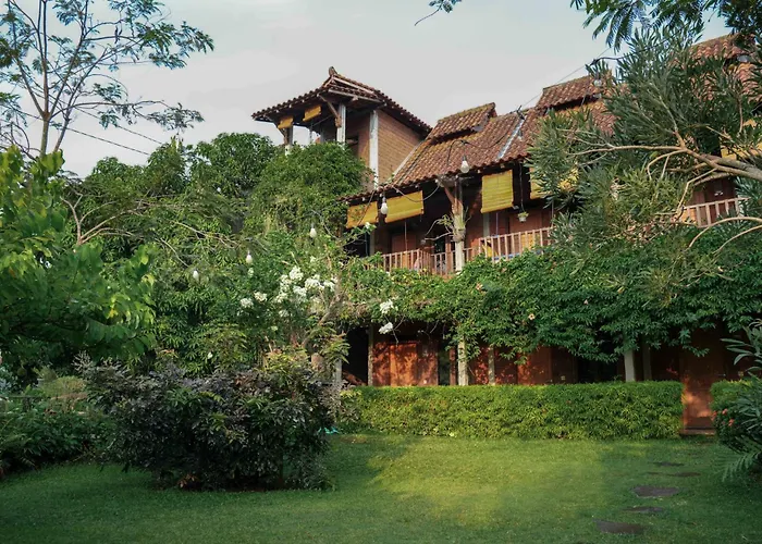 Djajanti HouseHotel Semarang